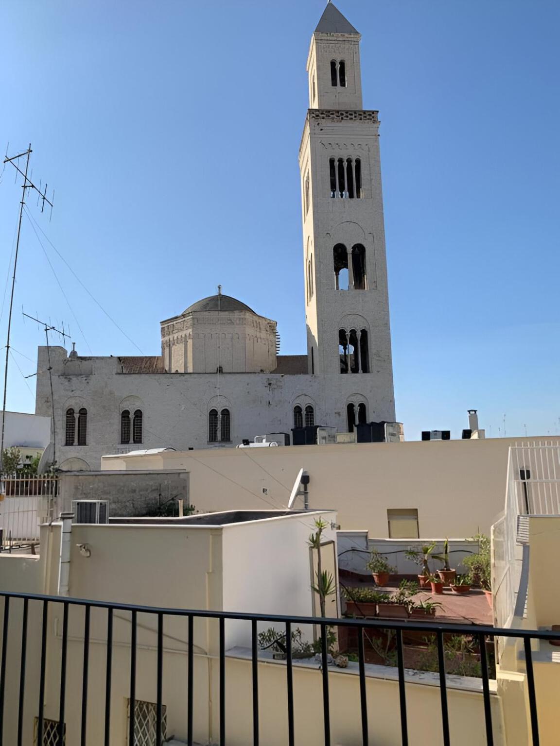 Cattedralflats -Comfort, Stile E Vista Sulla Cattedrale Bari Eksteriør billede